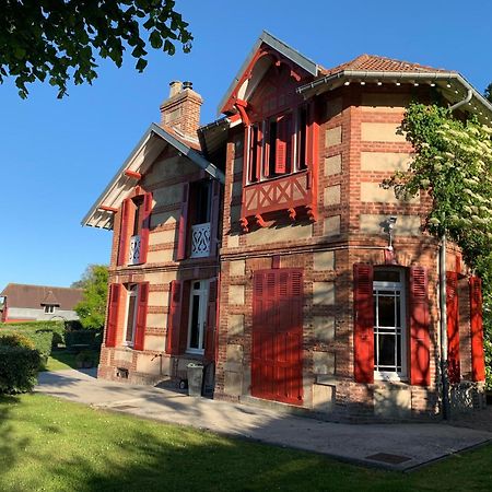 La Villa Des Rosiers Cricqueboeuf Exterior photo