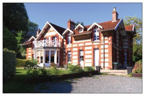 La Villa Des Rosiers Cricqueboeuf Exterior photo